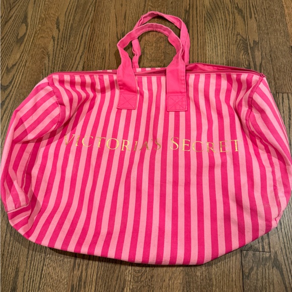 Victoria's Secret Handbags - 💖 Victoria’s Secret Striped Tote Luggage Duffel Bag